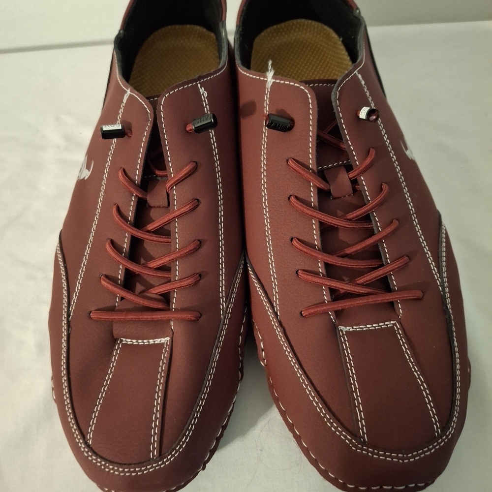 Dagy Burgandy Men's Sneakers with Low-Profile Silhouette and Bungi Closure - Picture 6 of 7